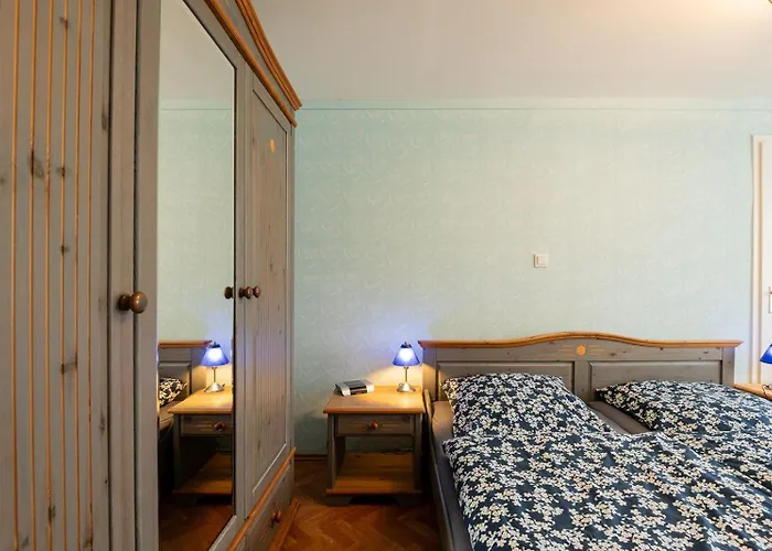 Mientje, 35214 شقة