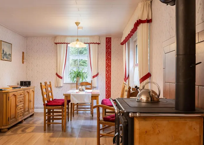 Mientje, 35214 شقة